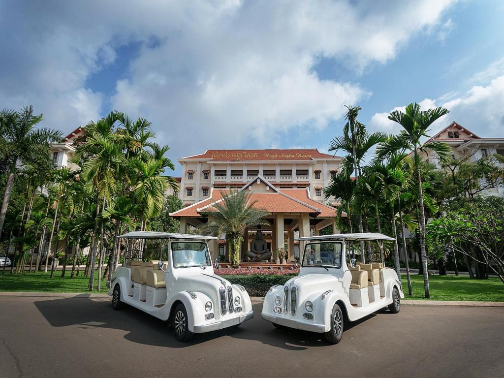 Sip history in the capital on Cambodia Travel